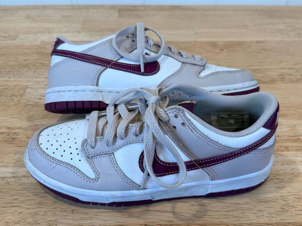 Nike Dunk Low LV8 1 Grade School 'Platinum Violet' (FB9109-104)